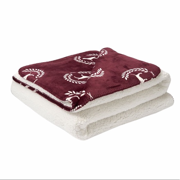 PINK VS Sherpa Blanket